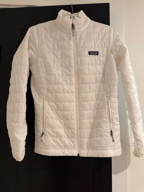 Patagonia White Quilted Insulated Jacket